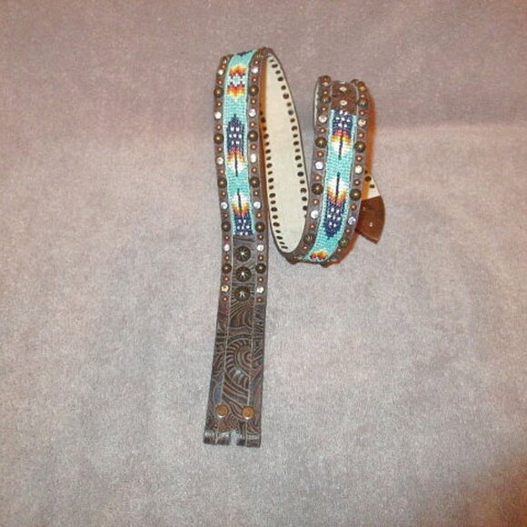 Rod's Arrow Beaded Hand Tooled Leather Belt Size M Rhinestones Studs Western - Picture 1 of 13